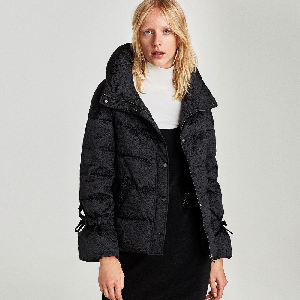Zara Black Jacquard Down Puffer Coat - Medium + Discount Shipping!